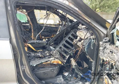 2012 Jeep Grand Cherokee Srt8 z USA, uszkodzony, nr VIN 1C4RJFDJ0CC164703